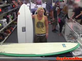 Sixpack surfer pawns से पहले cockriding में mmm